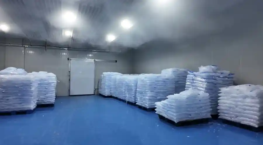 军大衣热销炎夏?这个生意竟供不应求