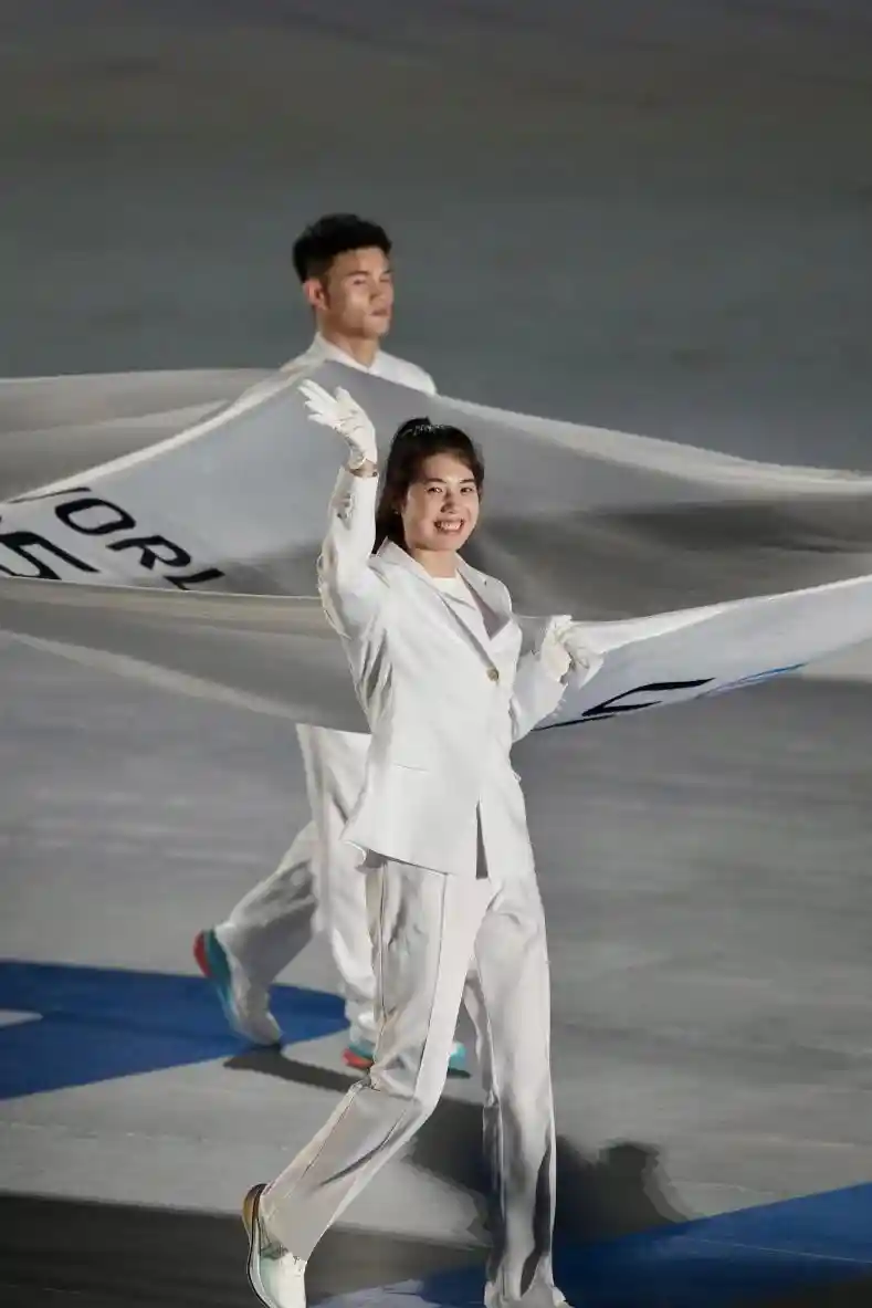 成都世运会启幕！展现中国式现代化的活力图景