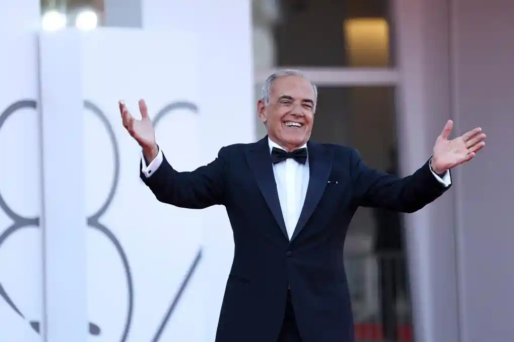 威尼斯电影节主席称中国电影新人辈出令人振奋