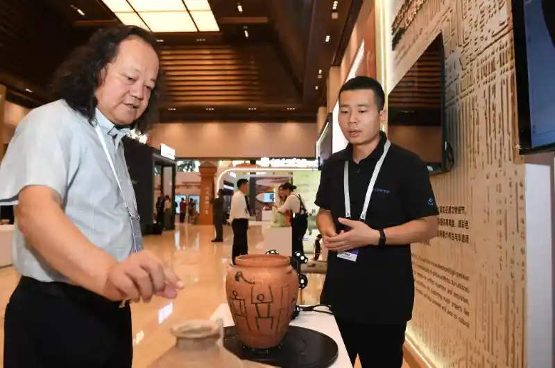 数字永生：2025世界互联网大会解码文化遗产的未来形态